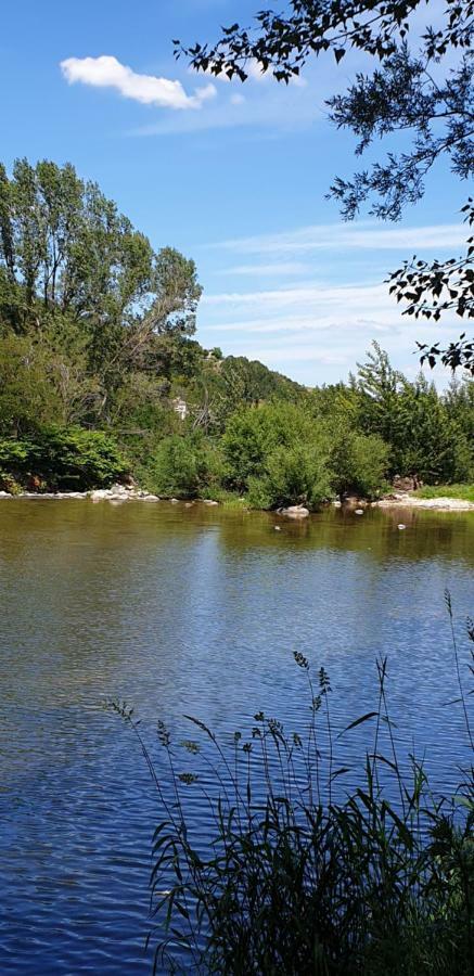 Camping Avec Piscine Et Riviere A Tournon Sur Rhone Ardeche Zewnętrze zdjęcie